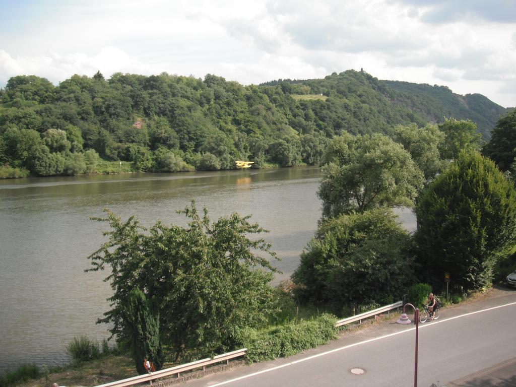 Ferienwohnung Der Weinladen Kröv Exterior foto